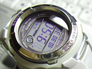 �J�V�I�@CASIO Baby-G face